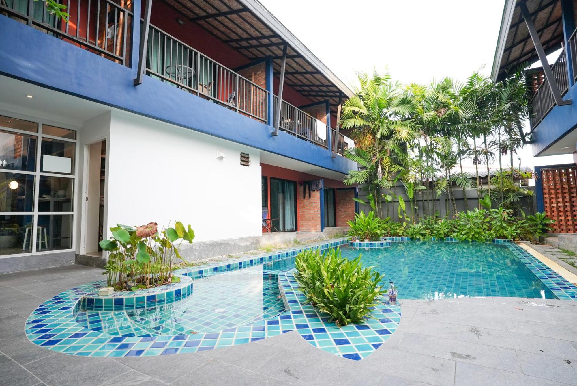 Kraam Silhouette Hotel And Cafe Phuket Chalong Eksteriør bilde